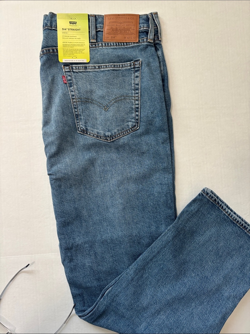 Levi's Men's Slim Straight Jeans in Medium Blue Denim 42x32